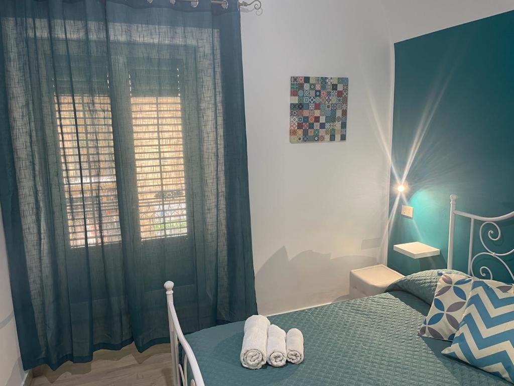 Casa Vittoria Hotel Палермо Екстериор снимка