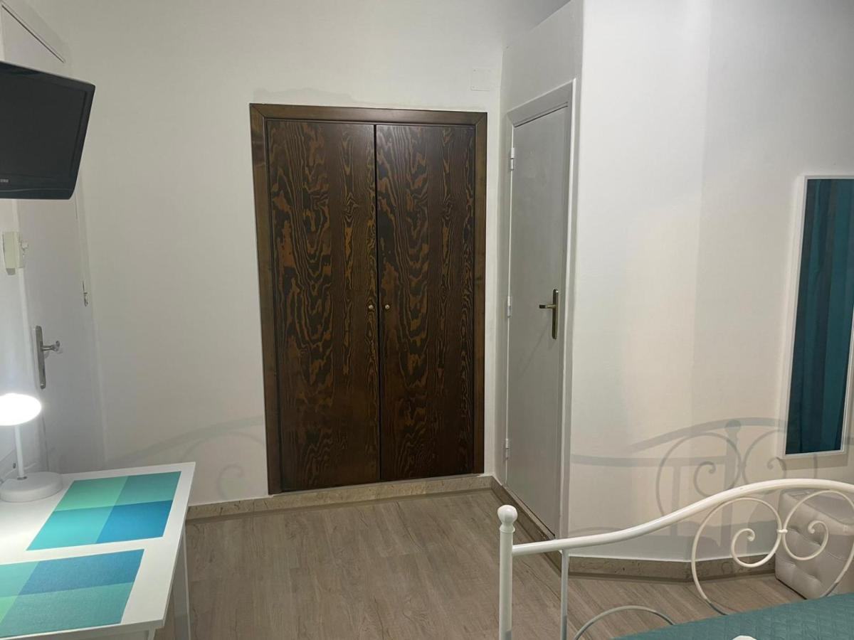 Casa Vittoria Hotel Палермо Екстериор снимка