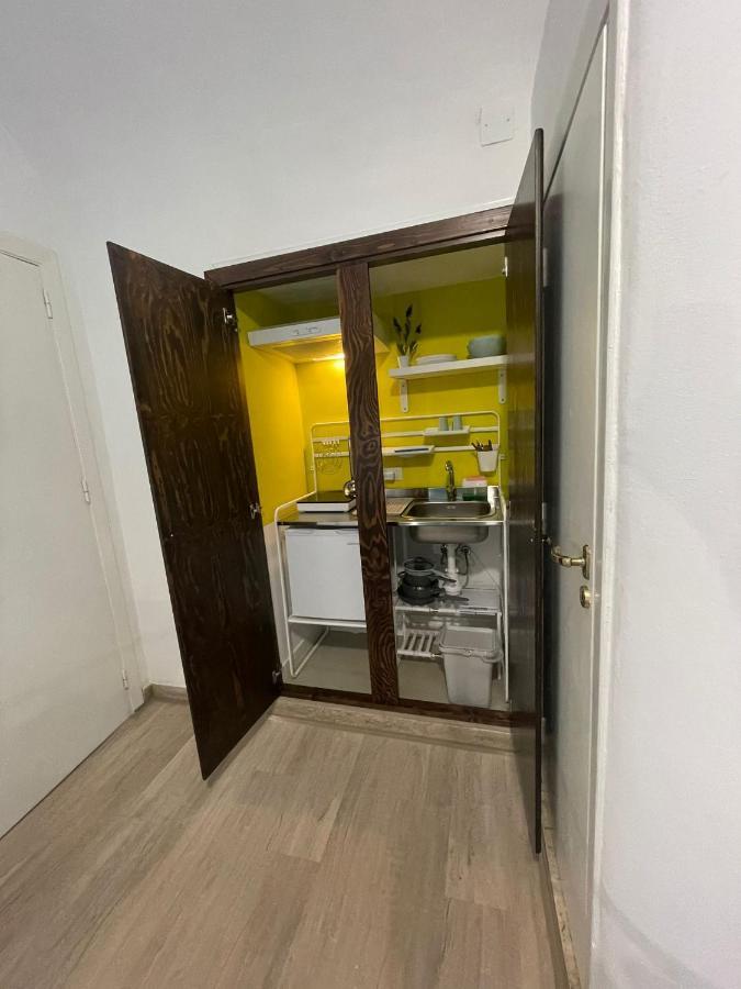 Casa Vittoria Hotel Палермо Екстериор снимка