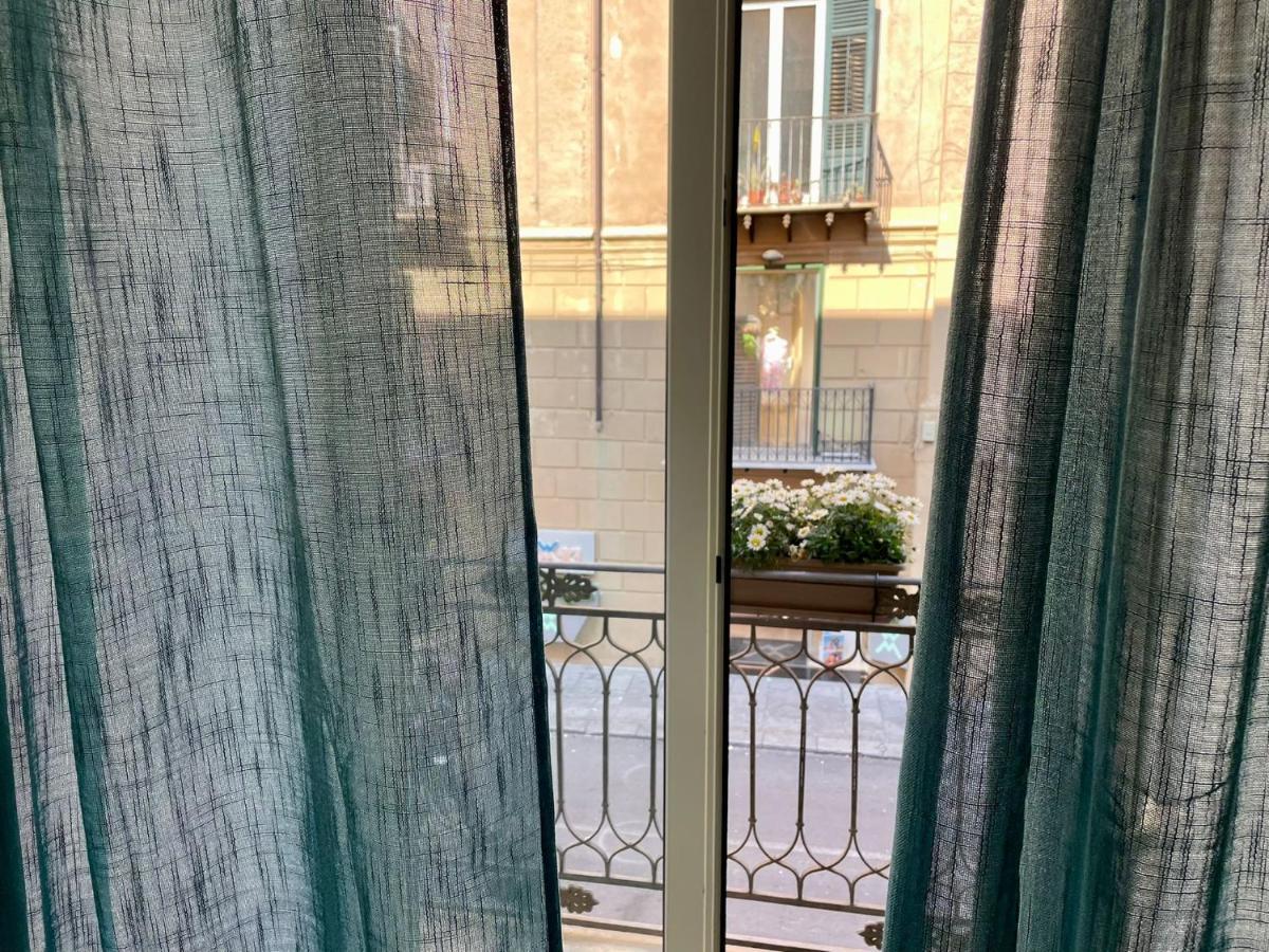 Casa Vittoria Hotel Палермо Екстериор снимка