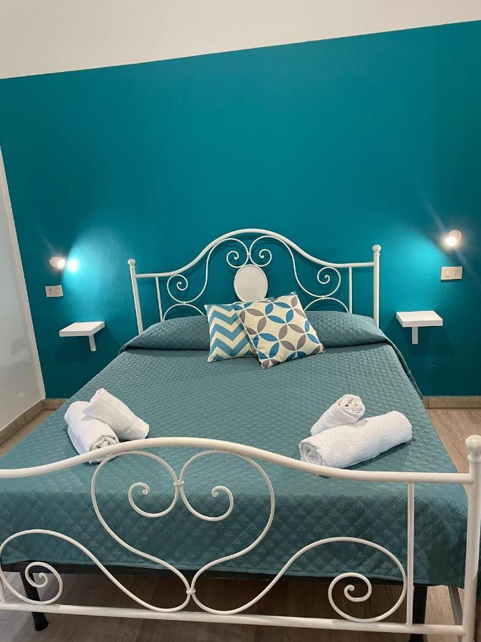 Casa Vittoria Hotel Палермо Екстериор снимка